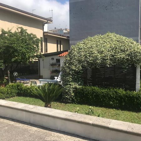 Ferienwohnung Impero 6 Scauri  Exterior foto